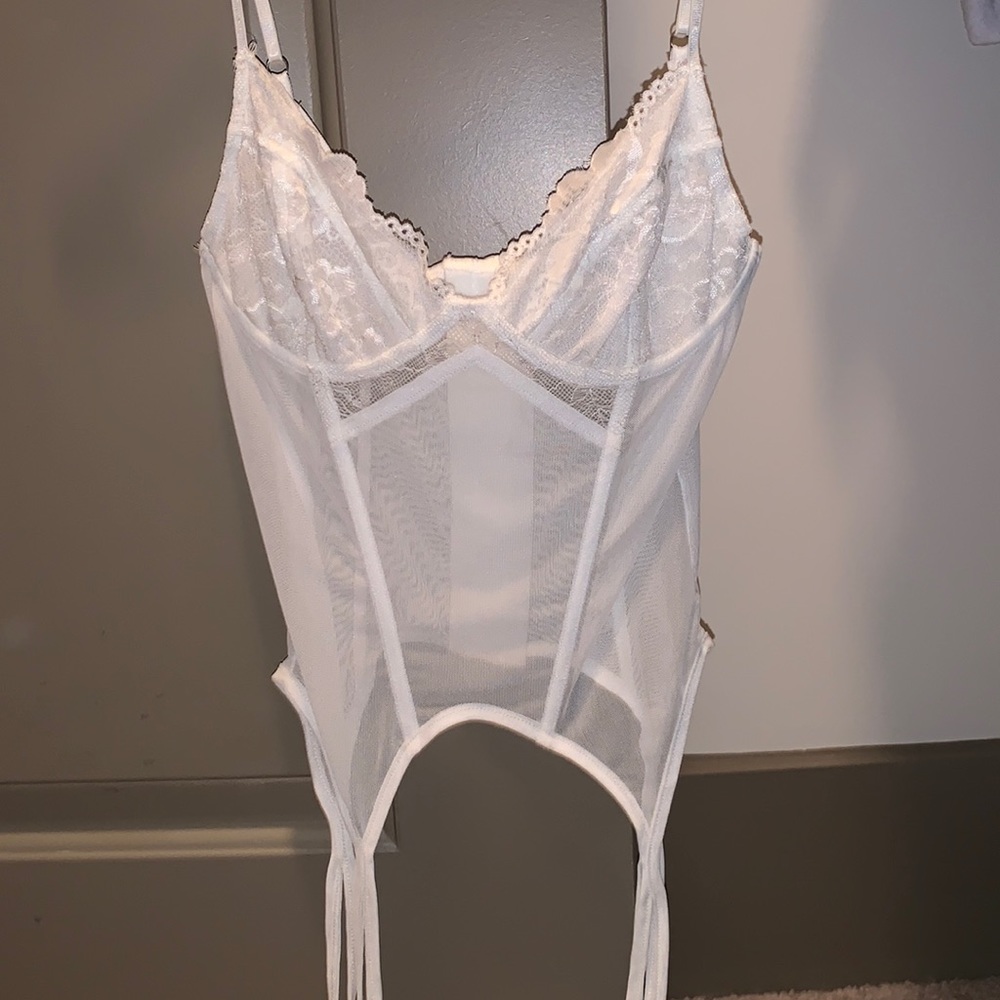 I am Gia corset top